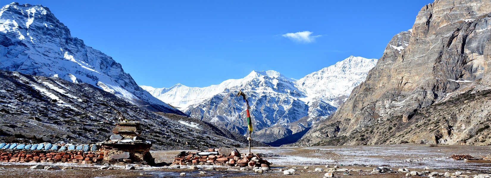 Teri La pass Trek